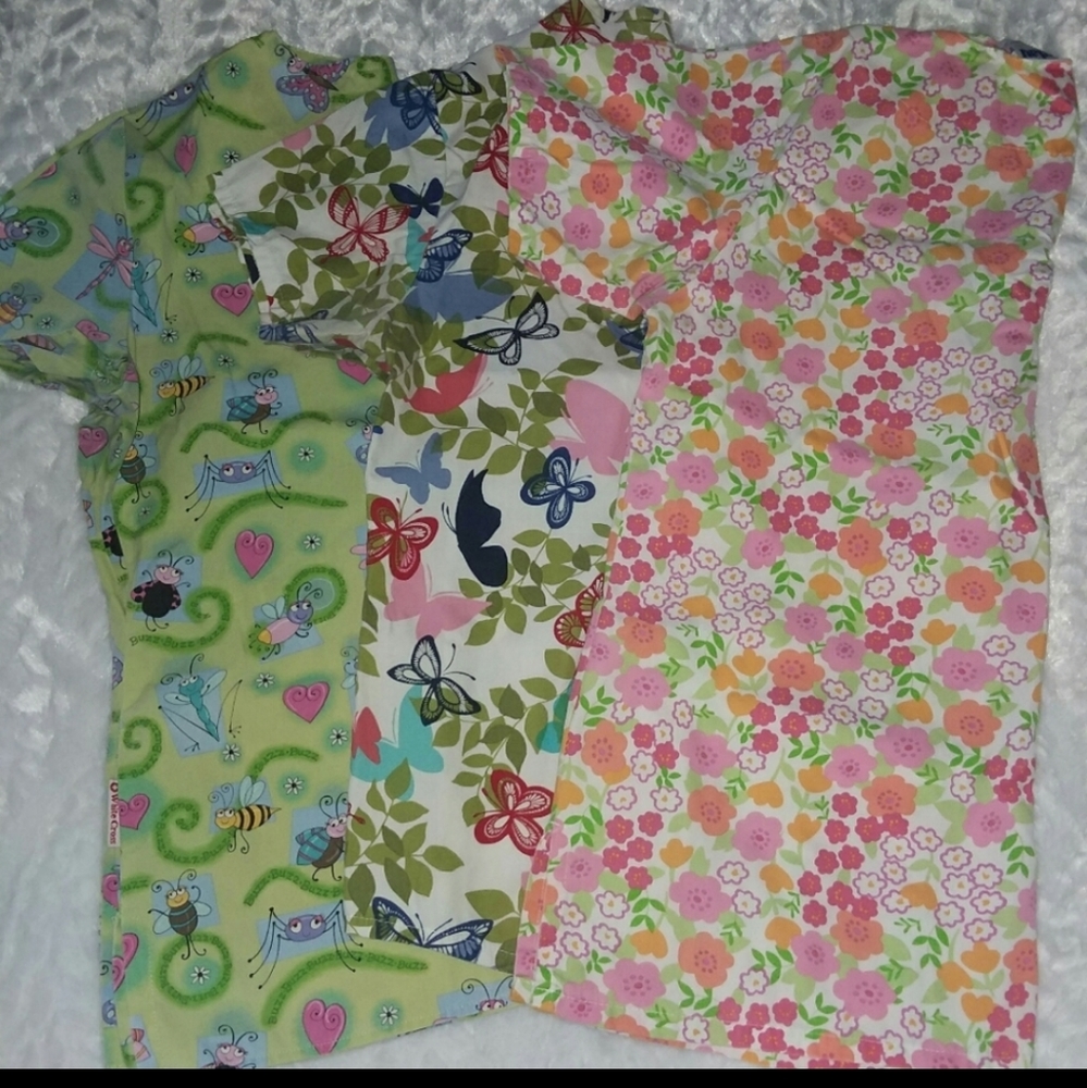 3 scrub tops S
